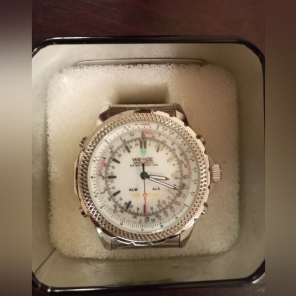 New White Weide Sport LED Men’s Fashion Watch with box - Picture 4 of 4